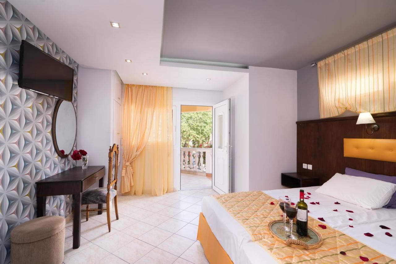 לימנריה Hotel Asterias מראה חיצוני תמונה